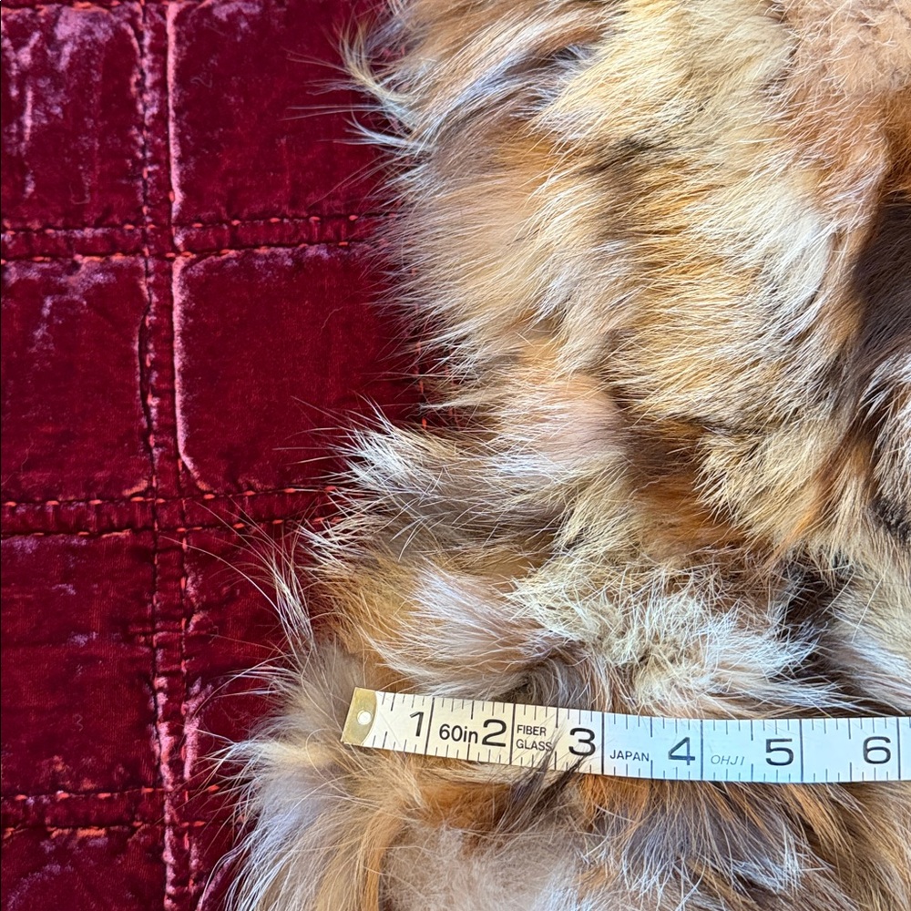 Fox Fur Vest - Picture 12 of 14